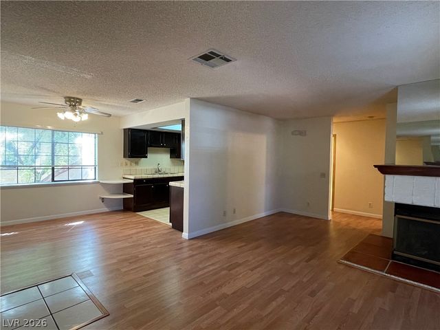 4111 Sanderling Circle 354, Las Vegas, NV 89103