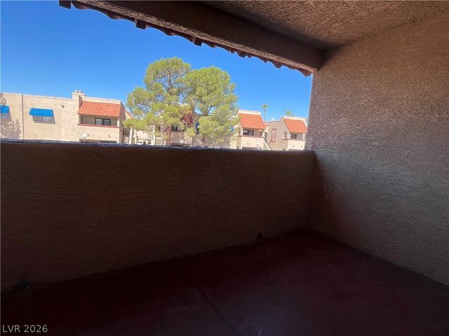 4111 Sanderling Circle 354, Las Vegas, NV 89103