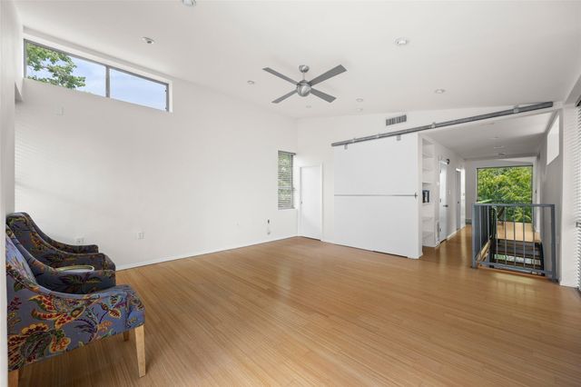 1305 Chestnut Ave, Austin, TX 78702