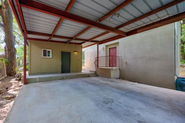 1305 Chestnut Ave, Austin, TX 78702