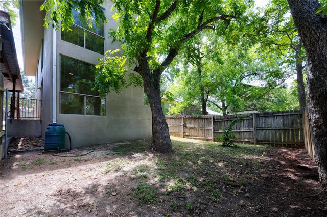 1305 Chestnut Ave, Austin, TX 78702