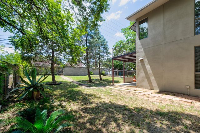 1305 Chestnut Ave, Austin, TX 78702