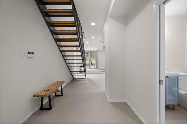 1305 Chestnut Ave, Austin, TX 78702