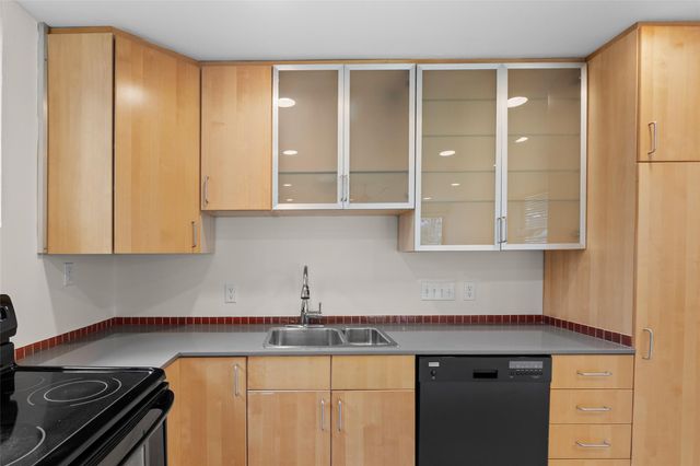 1305 Chestnut Ave, Austin, TX 78702