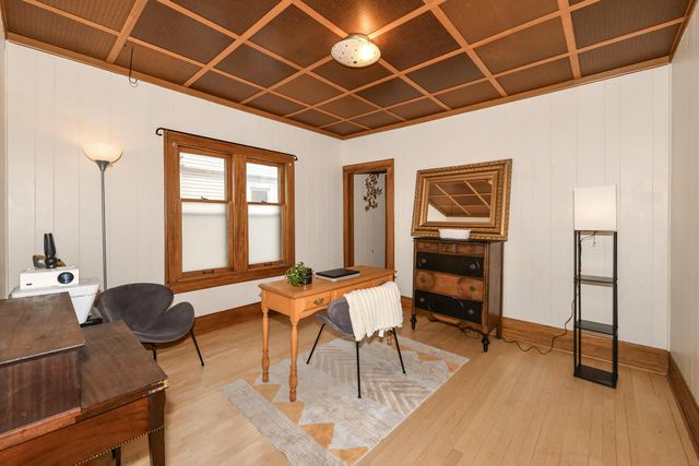 1717 N 47th STREET, Milwaukee, WI 53208