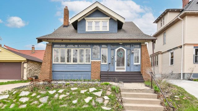 1717 N 47th STREET, Milwaukee, WI 53208