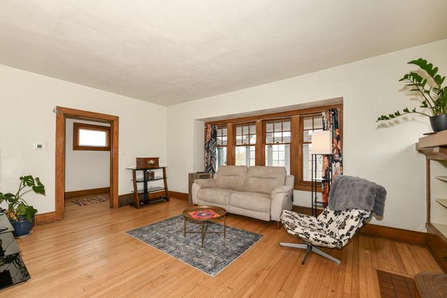 1717 N 47th STREET, Milwaukee, WI 53208