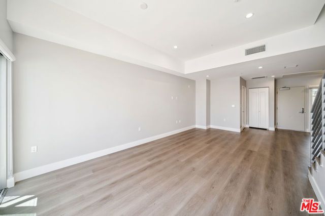1223 N Hayworth Avenue 9, West Hollywood, CA 90046