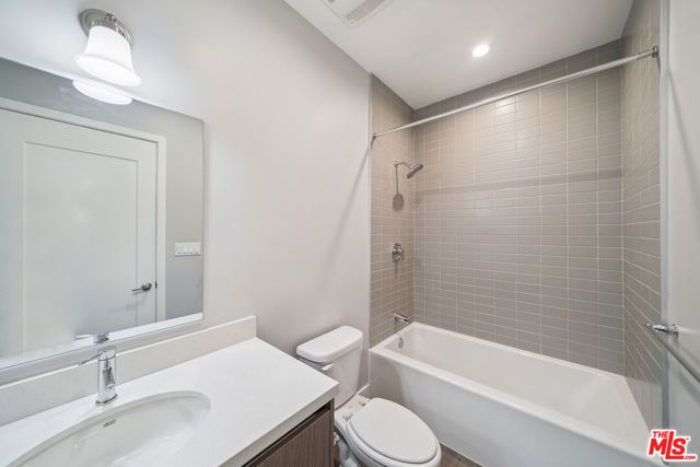 1223 N Hayworth Avenue 9, West Hollywood, CA 90046