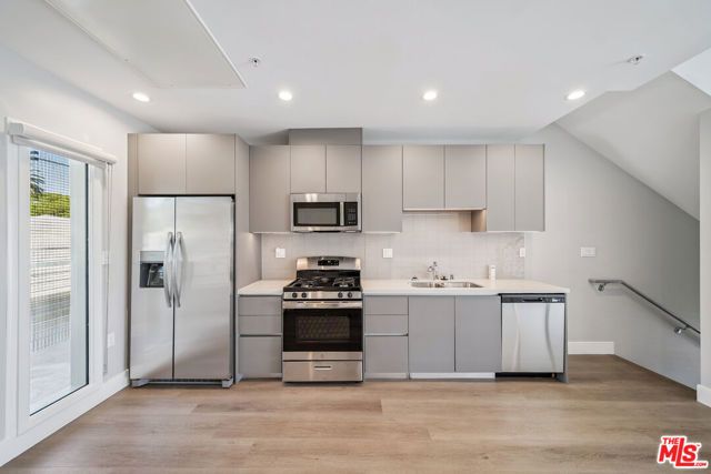 1223 N Hayworth Avenue 9, West Hollywood, CA 90046