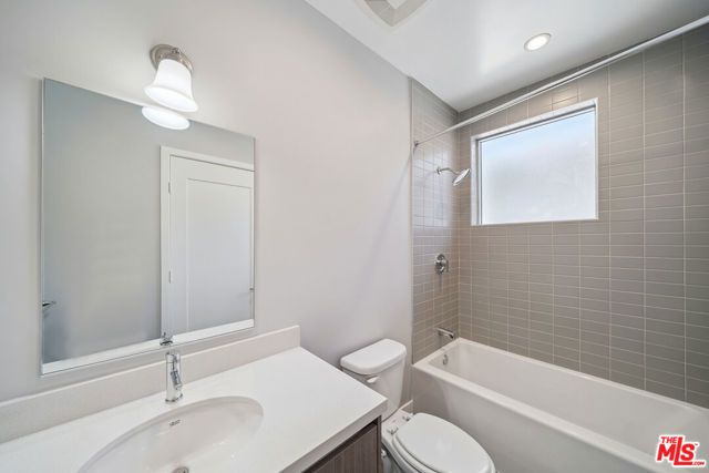 1223 N Hayworth Avenue 9, West Hollywood, CA 90046