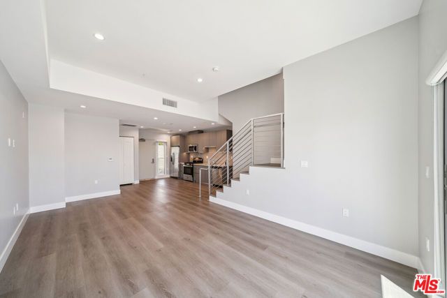 1223 N Hayworth Avenue 9, West Hollywood, CA 90046