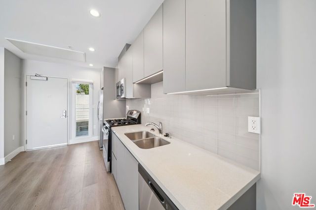 1223 N Hayworth Avenue 9, West Hollywood, CA 90046