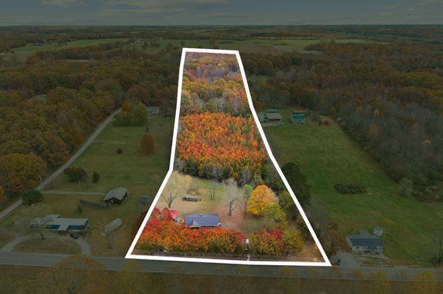 948 N Brace Rd, Summertown, TN 38483