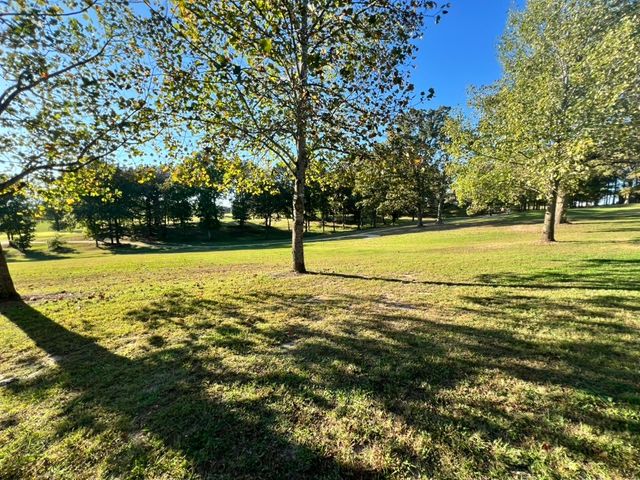 948 N Brace Rd, Summertown, TN 38483