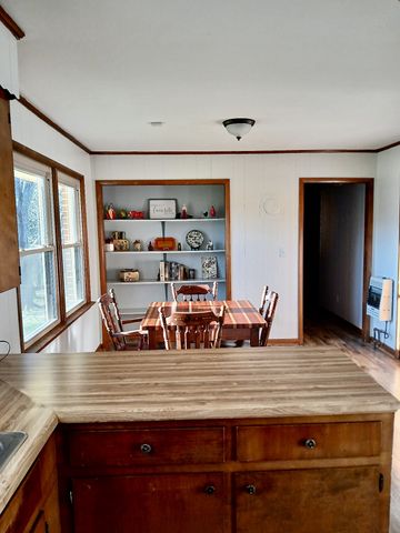 948 N Brace Rd, Summertown, TN 38483