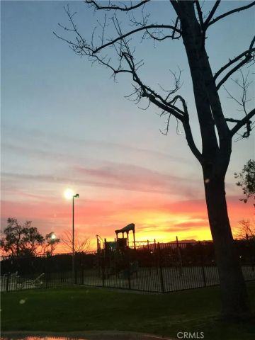 13691 gavina 463, Sylmar, CA 91342