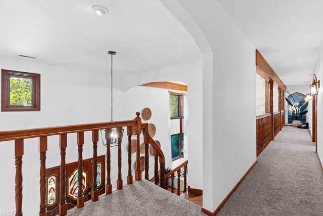 9220 Creekwood Lake Trail, Grand Blanc, MI 48439