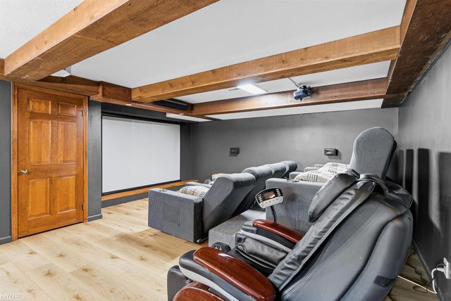 9220 Creekwood Lake Trail, Grand Blanc, MI 48439