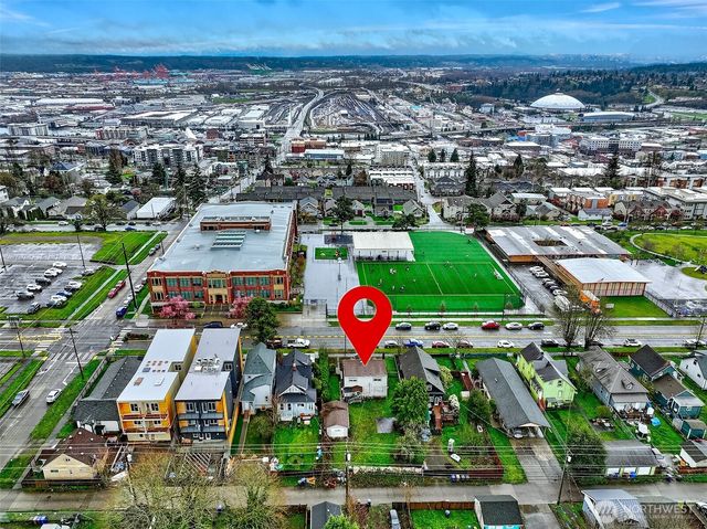 2120 S J Street, Tacoma, WA 98405