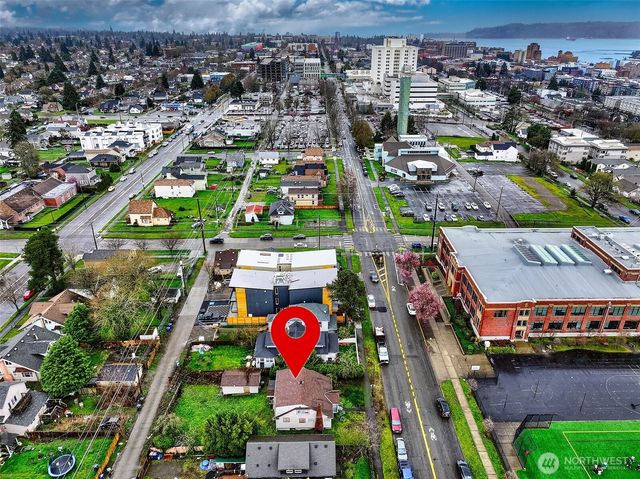 2120 S J Street, Tacoma, WA 98405