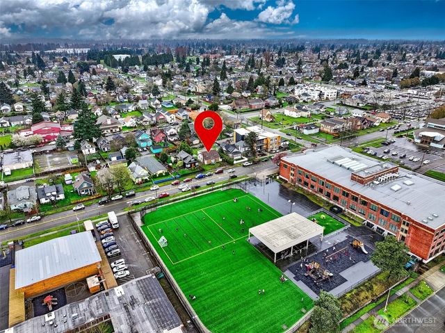 2120 S J Street, Tacoma, WA 98405