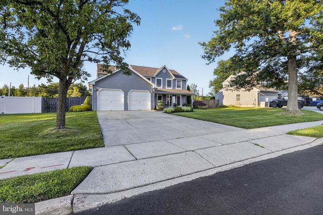 46 MANCHESTER RD, Mount Holly, NJ 08060