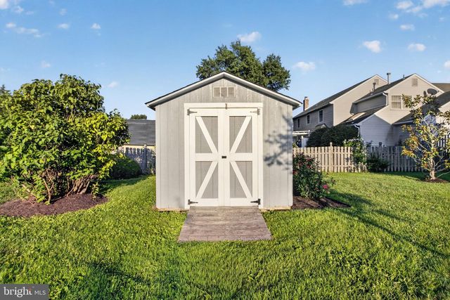 46 MANCHESTER RD, Mount Holly, NJ 08060