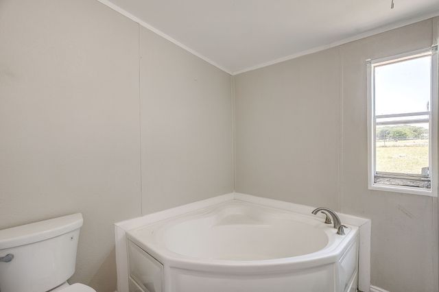 178 Valley Lake Lane, Springtown, TX 76082