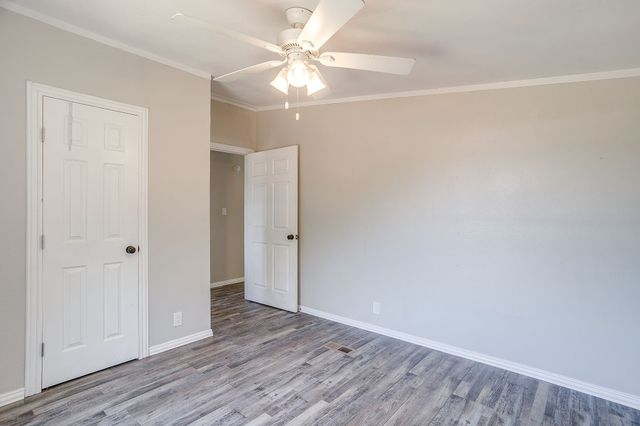 178 Valley Lake Lane, Springtown, TX 76082