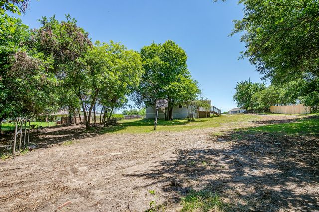 178 Valley Lake Lane, Springtown, TX 76082
