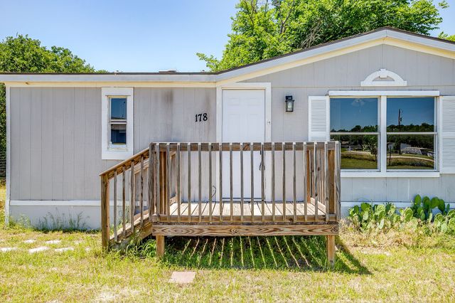 178 Valley Lake Lane, Springtown, TX 76082