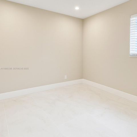 1399 NE 38th Street, Oakland Park, FL 33334