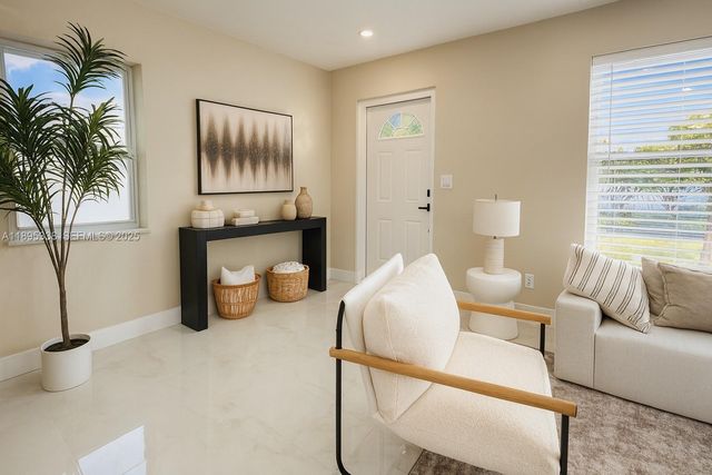 1399 NE 38th Street, Oakland Park, FL 33334