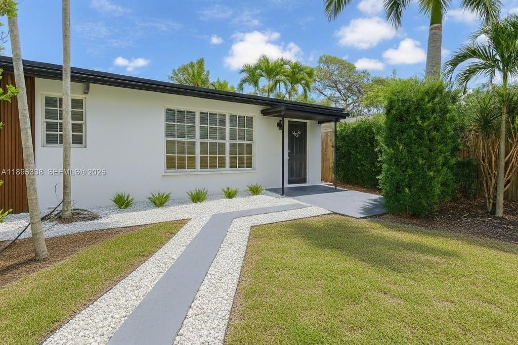 1399 NE 38th Street, Oakland Park, FL 33334
