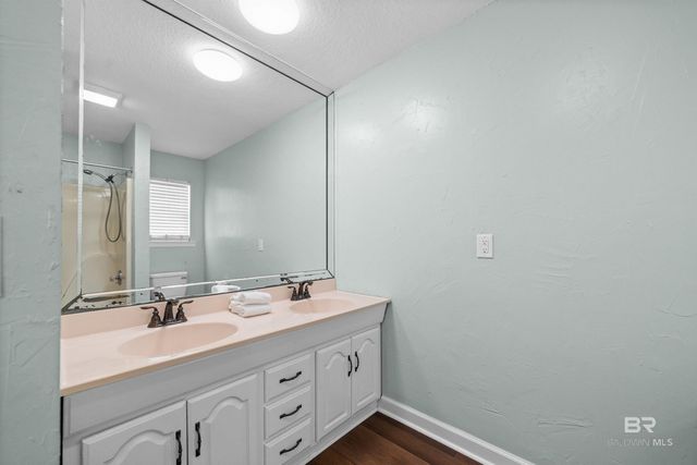 1201 W Lagoon Avenue, Gulf Shores, AL 36542
