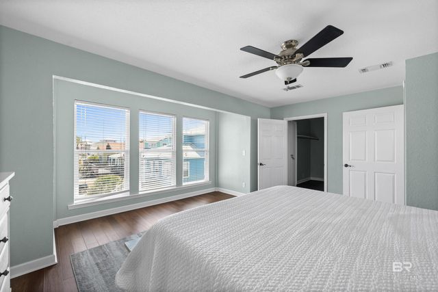 1201 W Lagoon Avenue, Gulf Shores, AL 36542