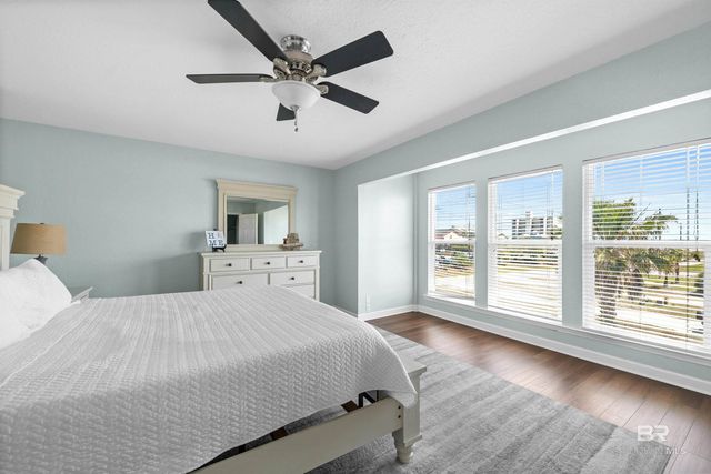 1201 W Lagoon Avenue, Gulf Shores, AL 36542