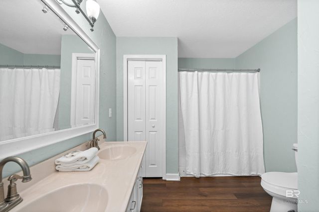 1201 W Lagoon Avenue, Gulf Shores, AL 36542