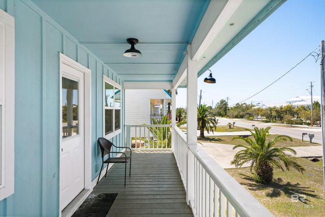 1201 W Lagoon Avenue, Gulf Shores, AL 36542