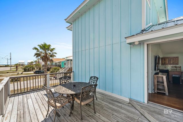 1201 W Lagoon Avenue, Gulf Shores, AL 36542