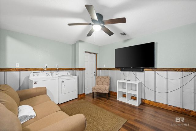 1201 W Lagoon Avenue, Gulf Shores, AL 36542