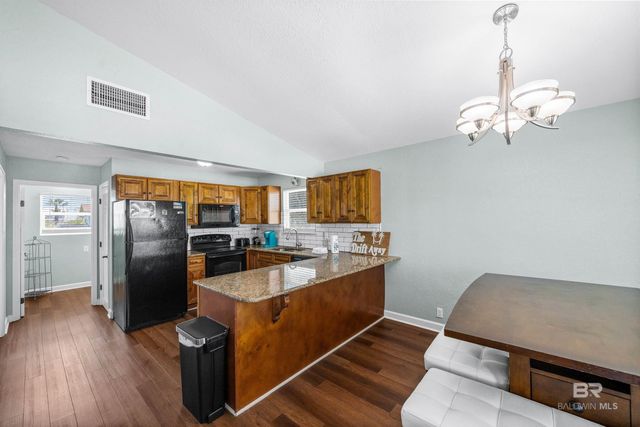 1201 W Lagoon Avenue, Gulf Shores, AL 36542