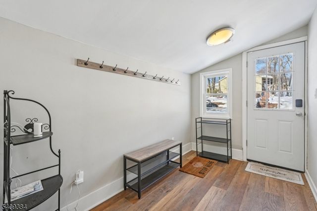 29 Roosevelt Trl, Hopatcong Boro, NJ 07843