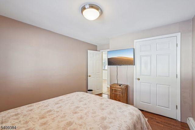 29 Roosevelt Trl, Hopatcong Boro, NJ 07843