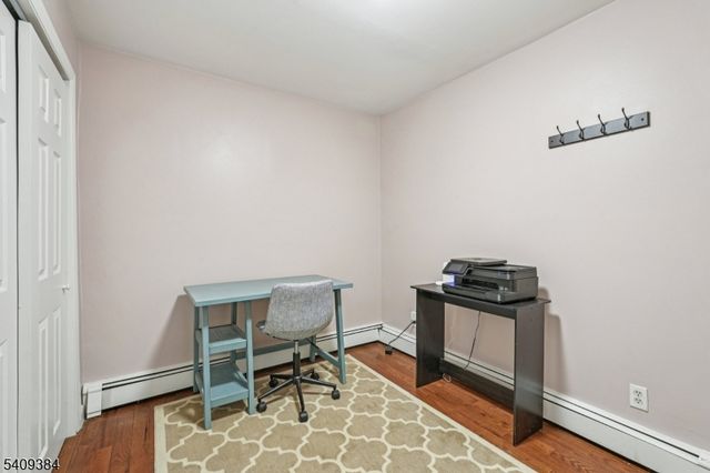 29 Roosevelt Trl, Hopatcong Boro, NJ 07843