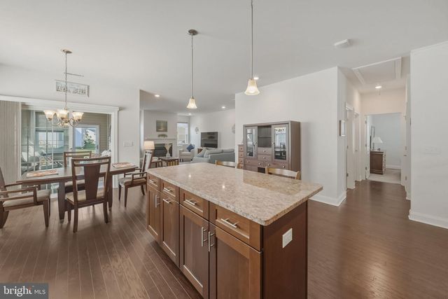 40 BOARDWALK DR, Eastampton, NJ 08060
