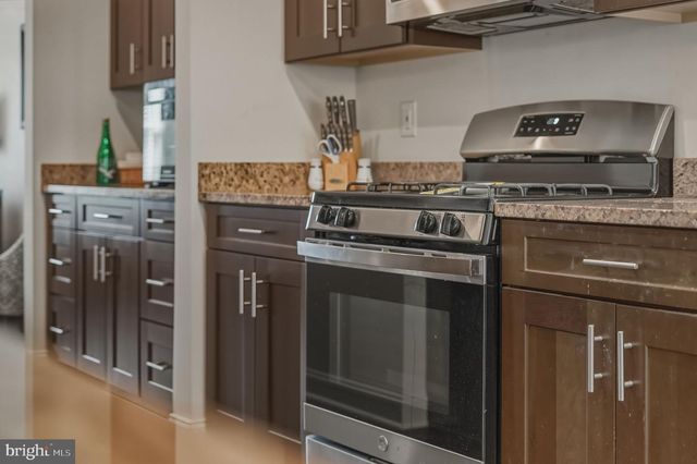 40 BOARDWALK DR, Eastampton, NJ 08060