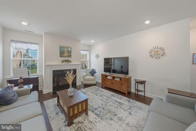 40 BOARDWALK DR, Eastampton, NJ 08060