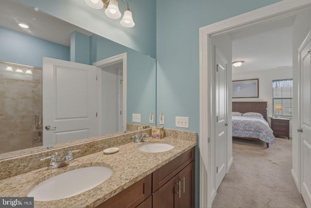 40 BOARDWALK DR, Eastampton, NJ 08060